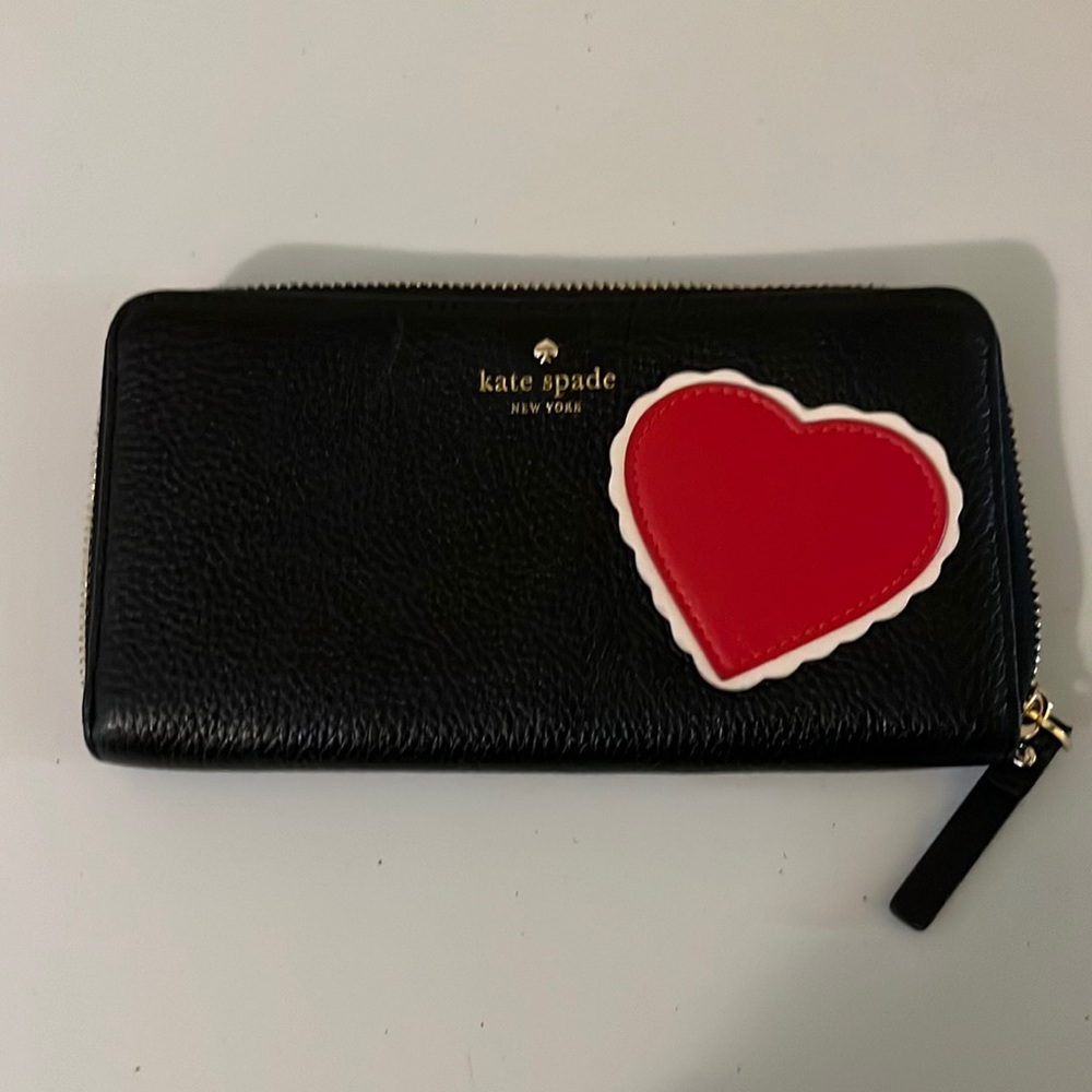 Kate Spade X heart black/red Leather Zip Around Wallet